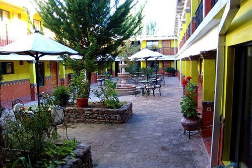 Plaza Mexicana Margarita'S Creel Eksteriør bilde